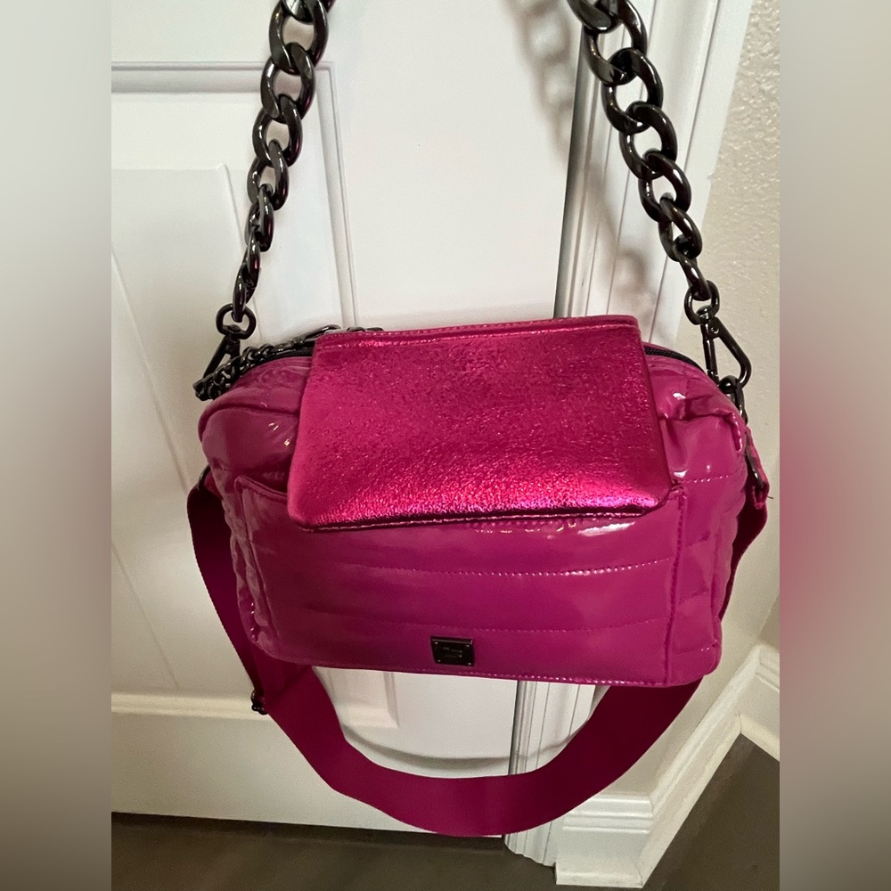 Think Rolyn Crossbody - Picture 7 of 8